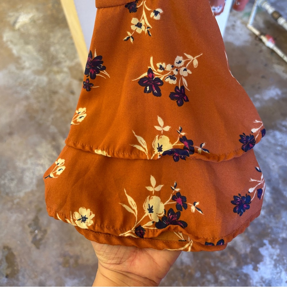 Floral Rust Blouse - Small - Picture 2 of 3